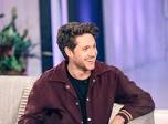 Succes Nial Horan's ''The Show' brengt hem naar #1 positie in de charts
