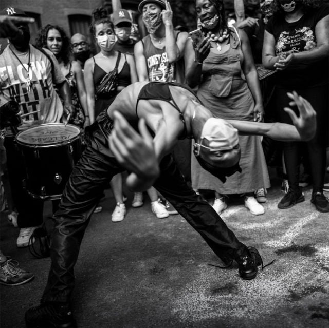 |  12" Single | Dom Domo - Happening In the Streets 12" (Single) | Records on Vinyl