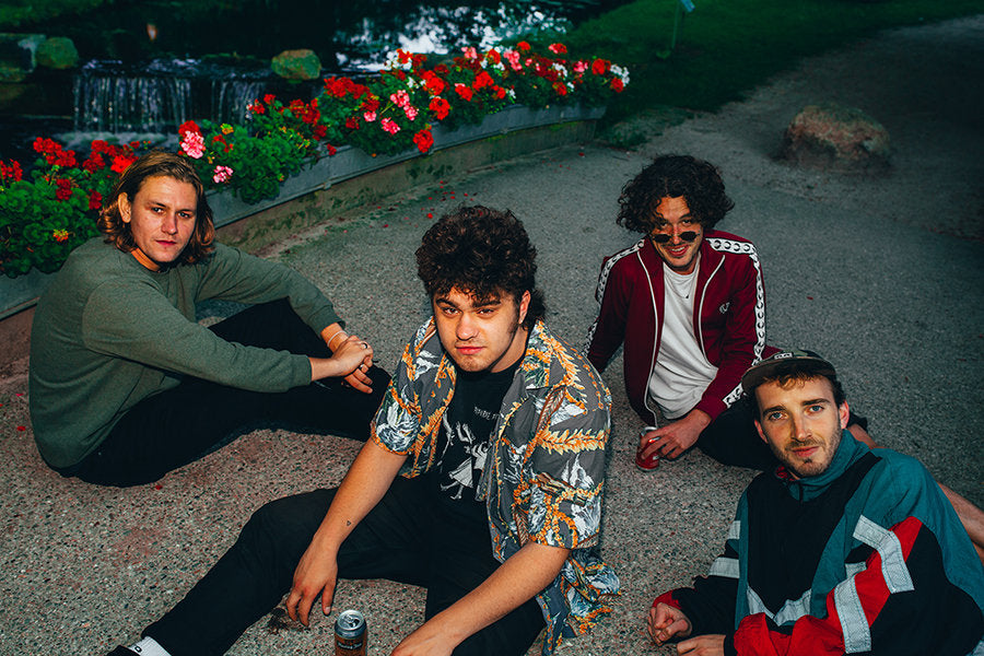 Magnetic Spacemen Blaast Je Uit Je Stoel met 'Carousel'