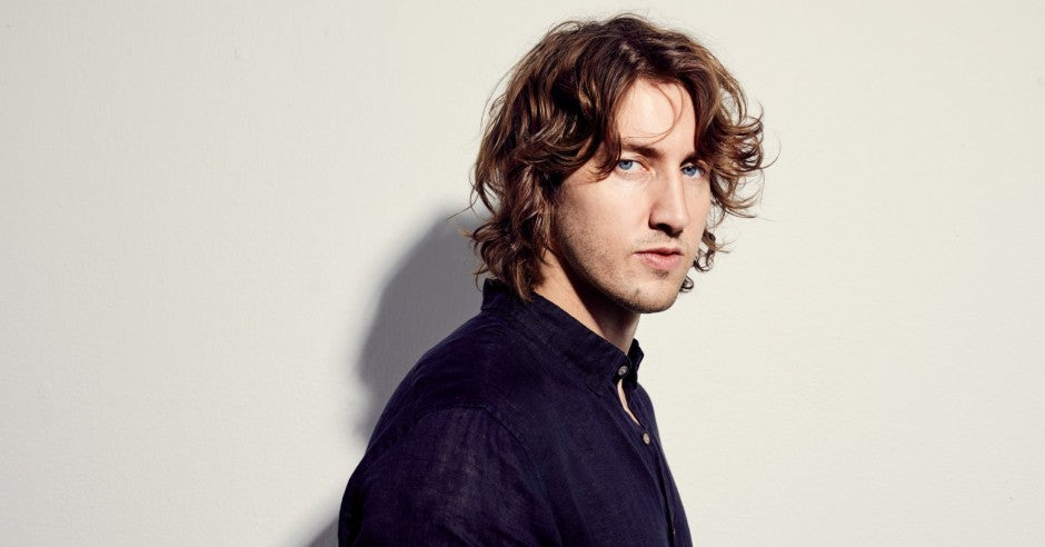 Dean Lewis - "A Place We Knew" nu verkrijgbaar op schitterend groen vinyl!