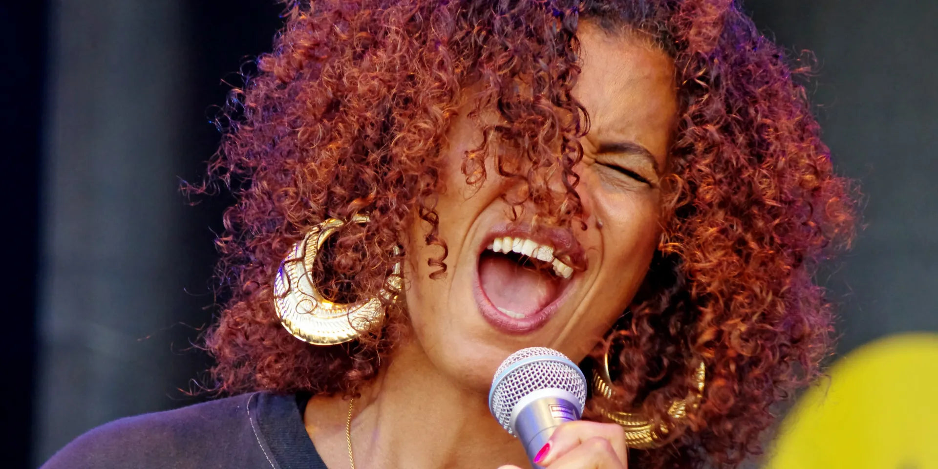 De iconische Neneh Cherry is terug met een nieuw album vol soulvolle grooves en  gedurfde experimenten!