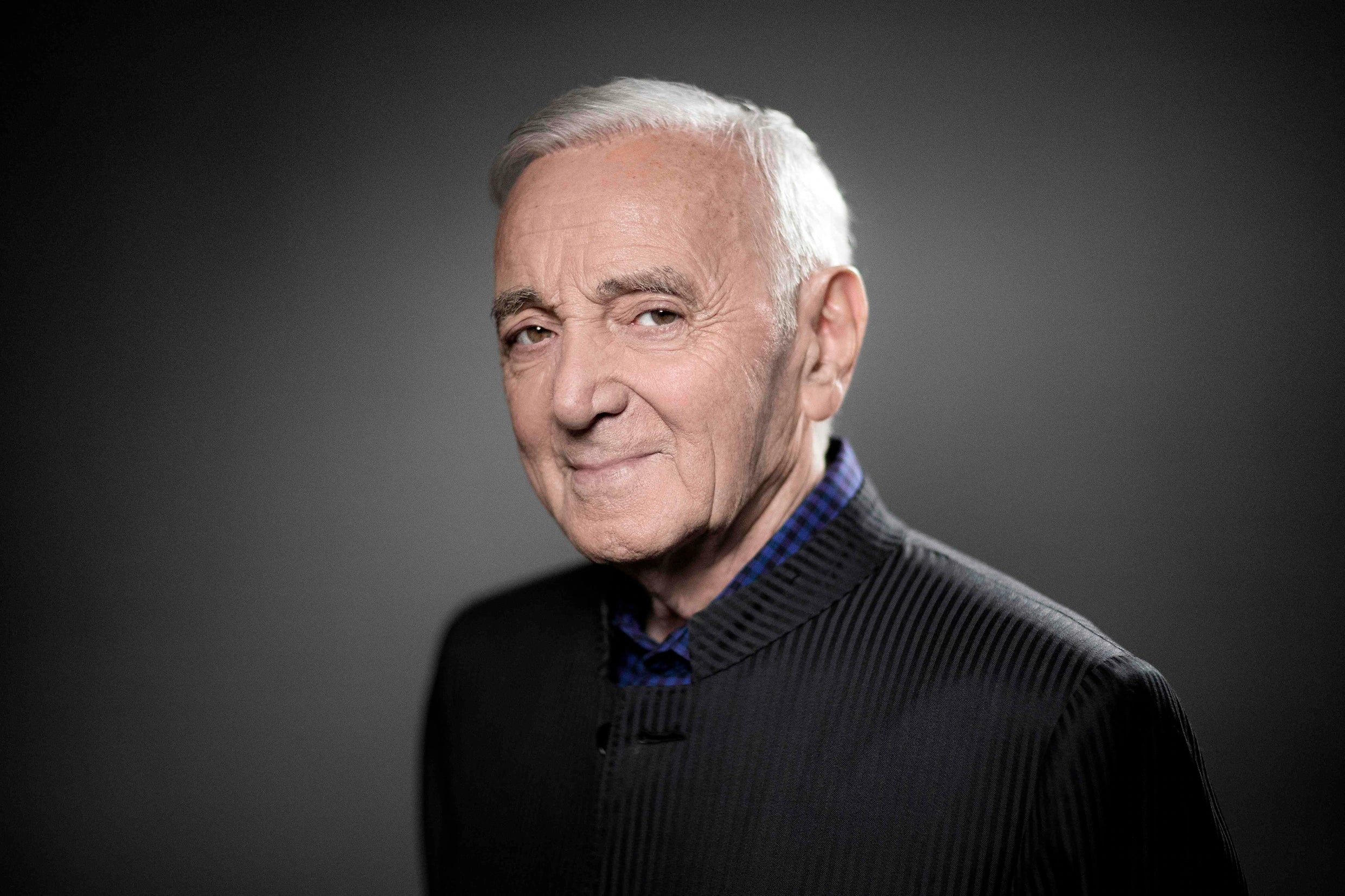 "La Bohème", "She", "For Me Formidable" - herbeleef de tijdloze klassiekers van Charles Aznavour.