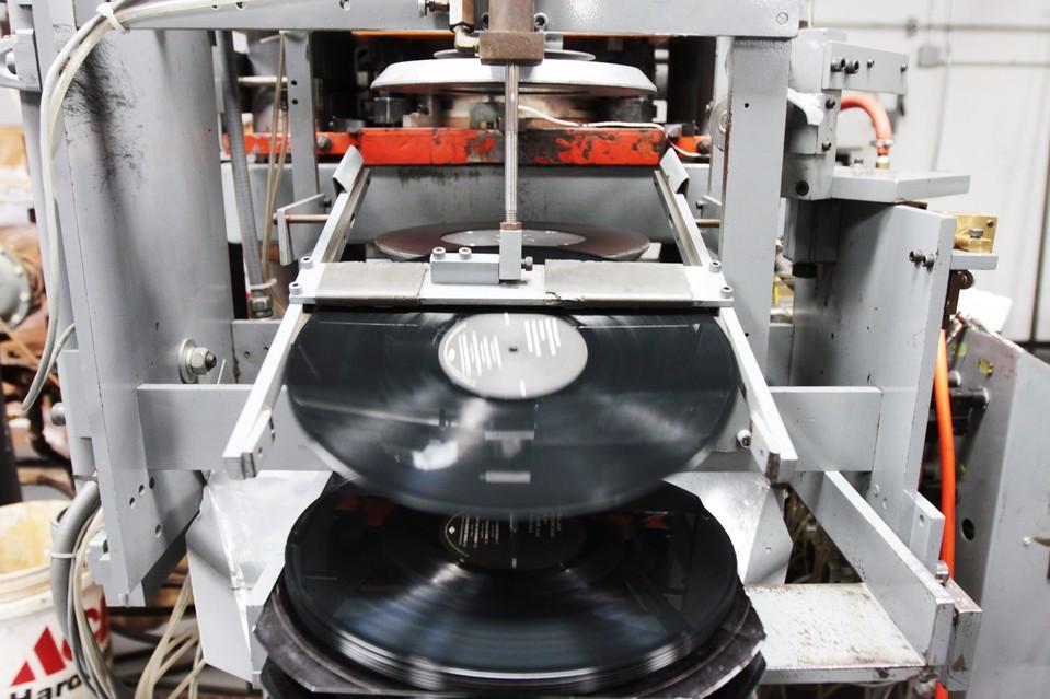 Sony gaat na 29 jaar weer vinylplaten produceren