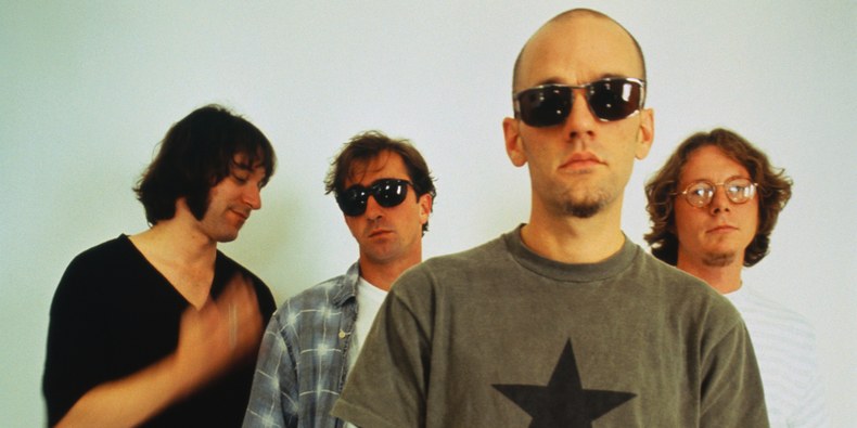 'Monster' van R.E.M bestaat 25 jaar en dat is reden voor fraaie een 'Deluxe Version' op Vinyl
