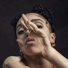 Fka Twigs - M3ll155x (Single) Cover Arts and Media | Records on Vinyl