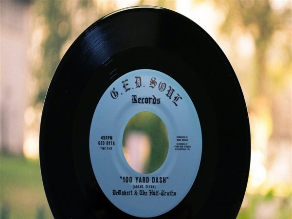  |  7" Single | Derobert & the Half-Truths - 100 Yard Dash/It's All the Time (Single) | Records on Vinyl